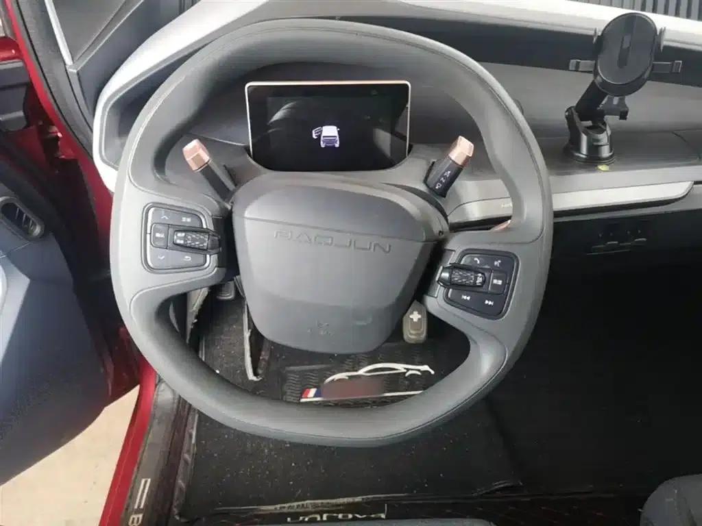 Baojun E200 2020 Model 305KM Smart Edition — миниатюра 11