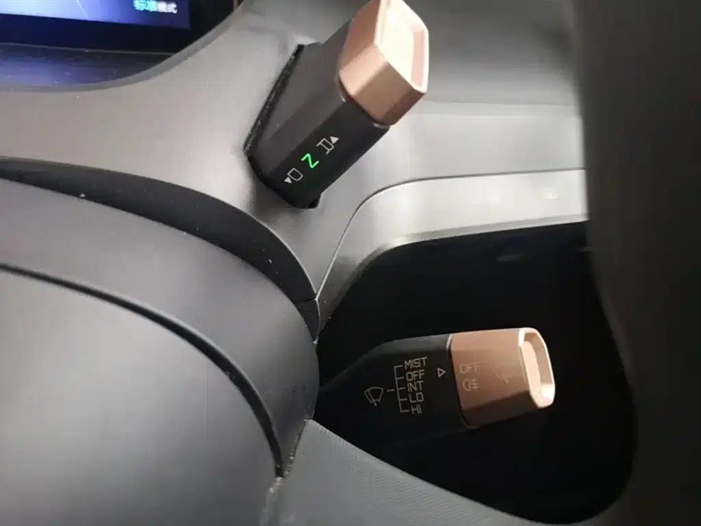Baojun E200 2020 Model 305KM Smart Edition — миниатюра 14