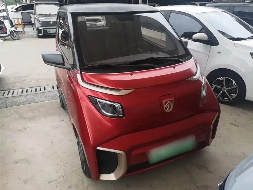 Baojun E200 2020 Model 305KM Smart Edition — миниатюра 4