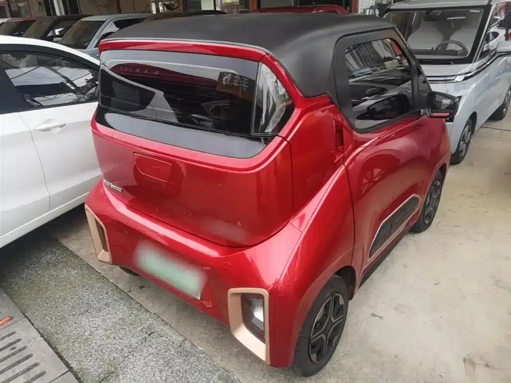 Baojun E200 2020 Model 305KM Smart Edition — миниатюра 7