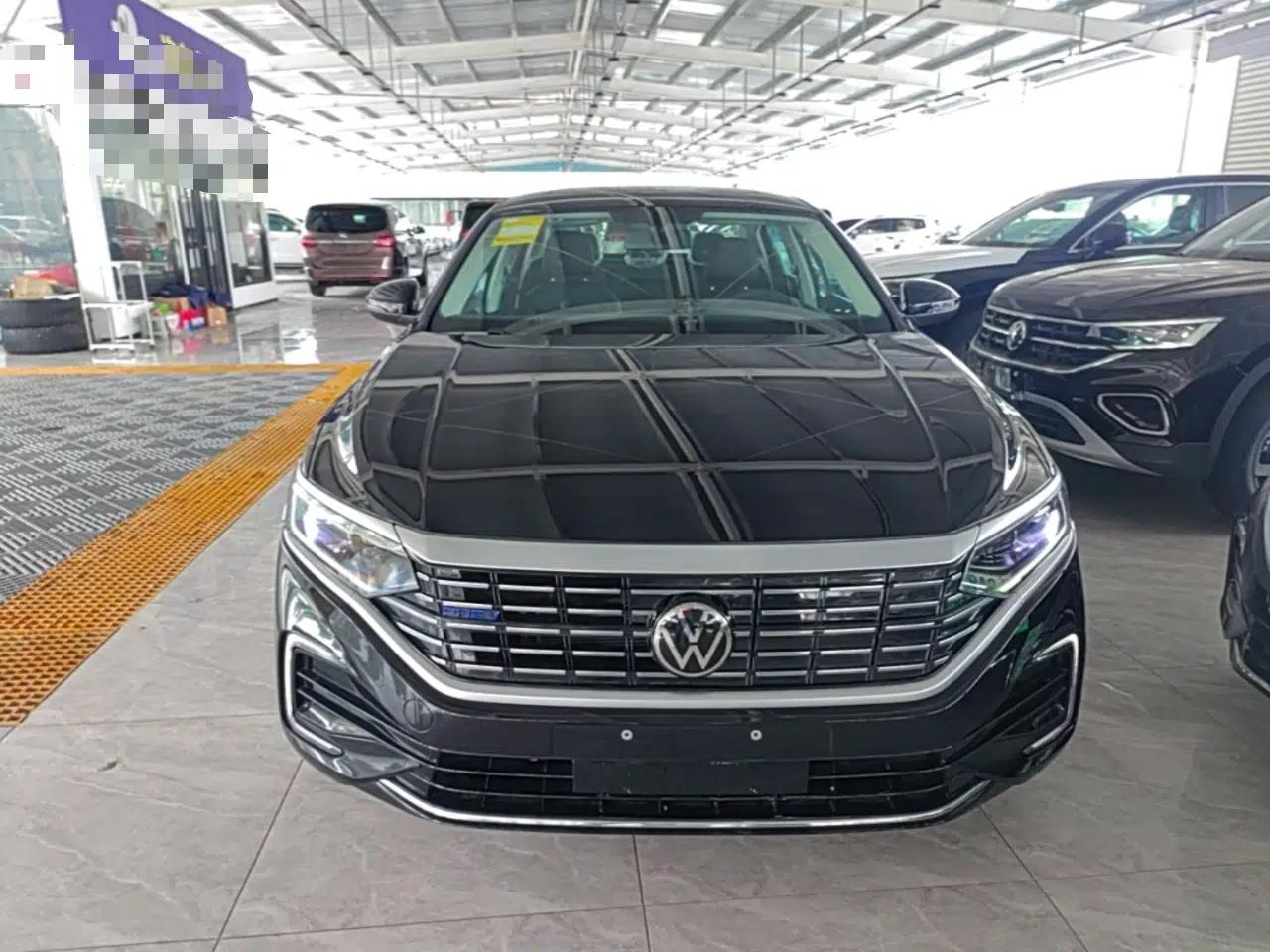 Volkswagen Passat New Energy 2025 430 PHEV Hybrid Business Edition — миниатюра 2