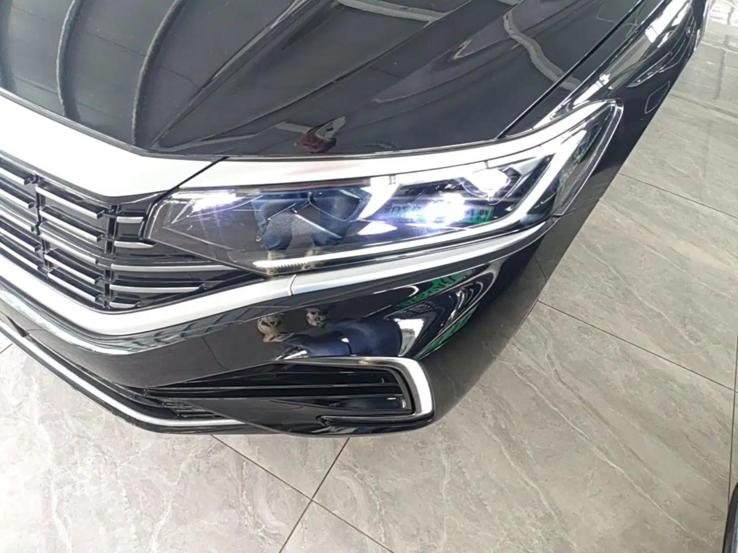 Volkswagen Passat New Energy 2025 430 PHEV Hybrid Business Edition — миниатюра 9