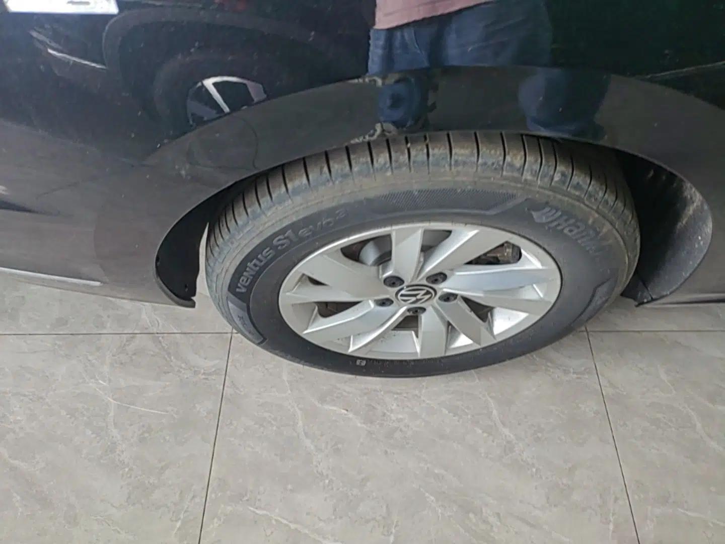 Volkswagen Passat New Energy 2025 430 PHEV Hybrid Business Edition — миниатюра 10