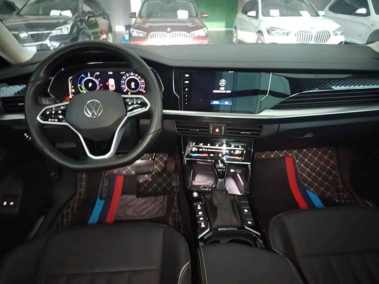 Volkswagen Passat New Energy 2023 430 PHEV Hybrid Elite Edition — миниатюра 12