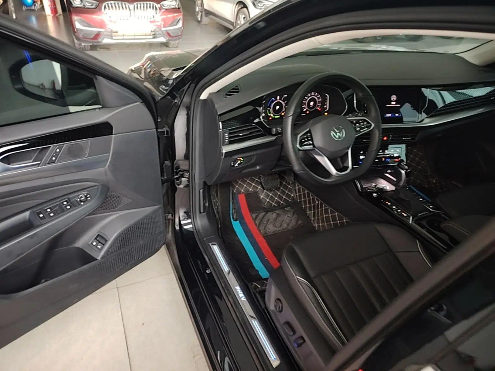 Volkswagen Passat New Energy 2023 430 PHEV Hybrid Elite Edition — миниатюра 18
