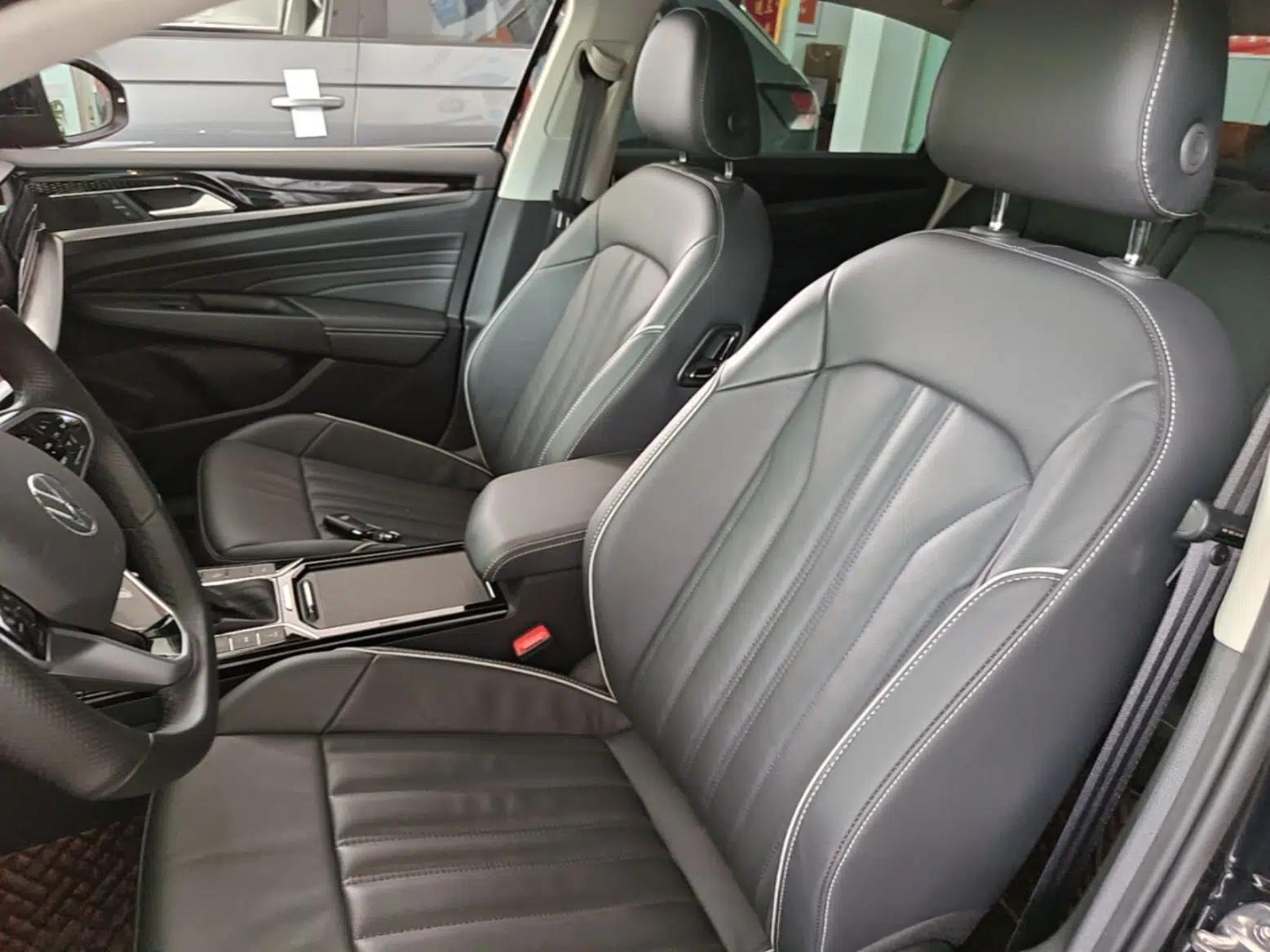 Volkswagen Passat New Energy 2022 430 PHEV Hybrid Elite Edition — миниатюра 18