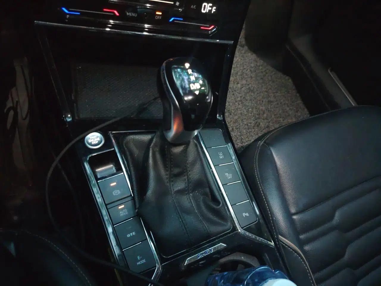 Volkswagen Passat New Energy 2020 430 PHEV Hybrid Elite Edition China VI Standard — миниатюра 15