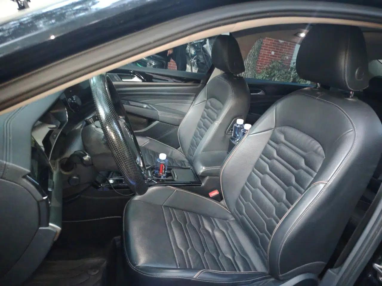 Volkswagen Passat New Energy 2020 430 PHEV Hybrid Elite Edition China VI Standard — миниатюра 16