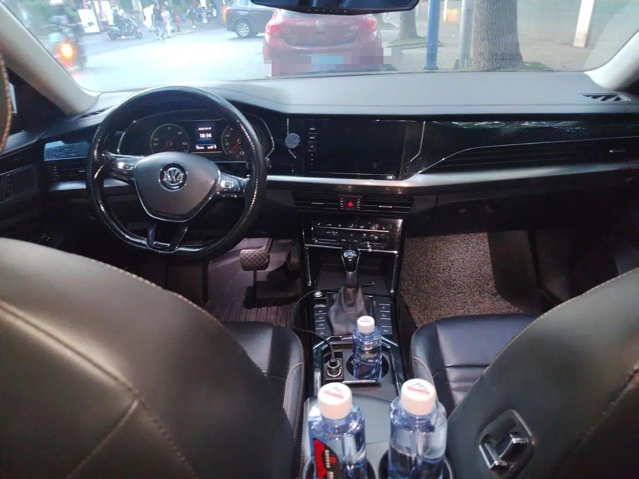 Volkswagen Passat New Energy 2020 430 PHEV Hybrid Elite Edition China VI Standard — миниатюра 10