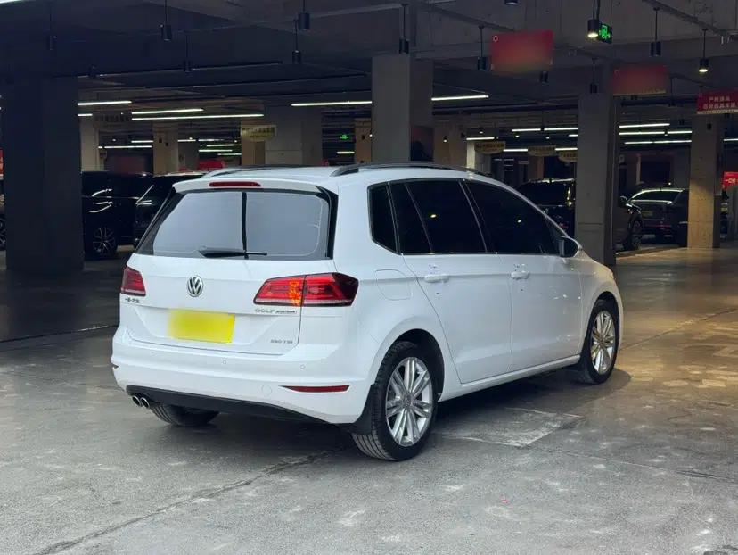 Volkswagen Golf Sportsvan 2016 280TSI Automatic Luxury Model — миниатюра 8
