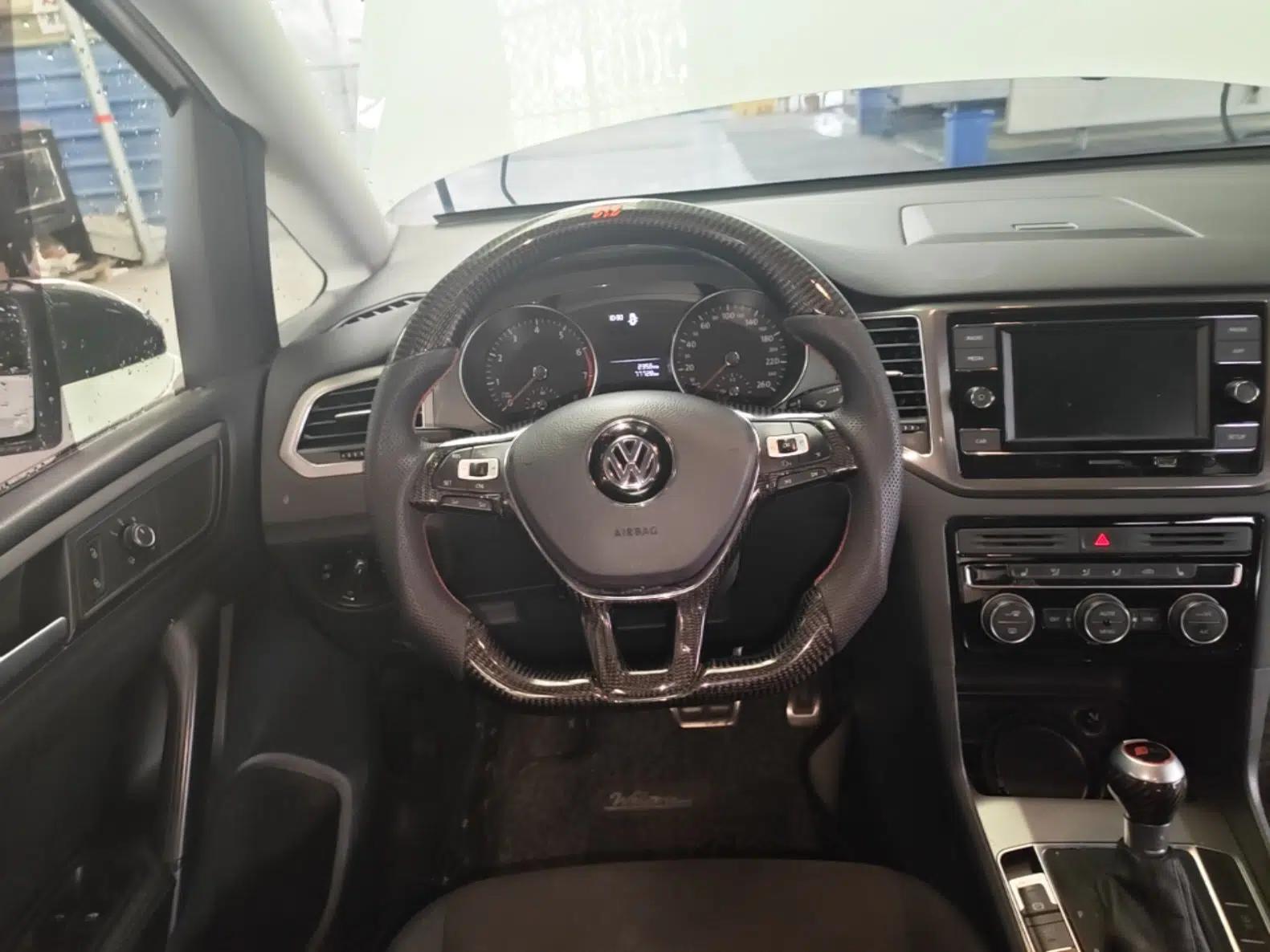 Volkswagen Golf Sportsvan 2016 1.6L Automatic Comfort Model — миниатюра 14