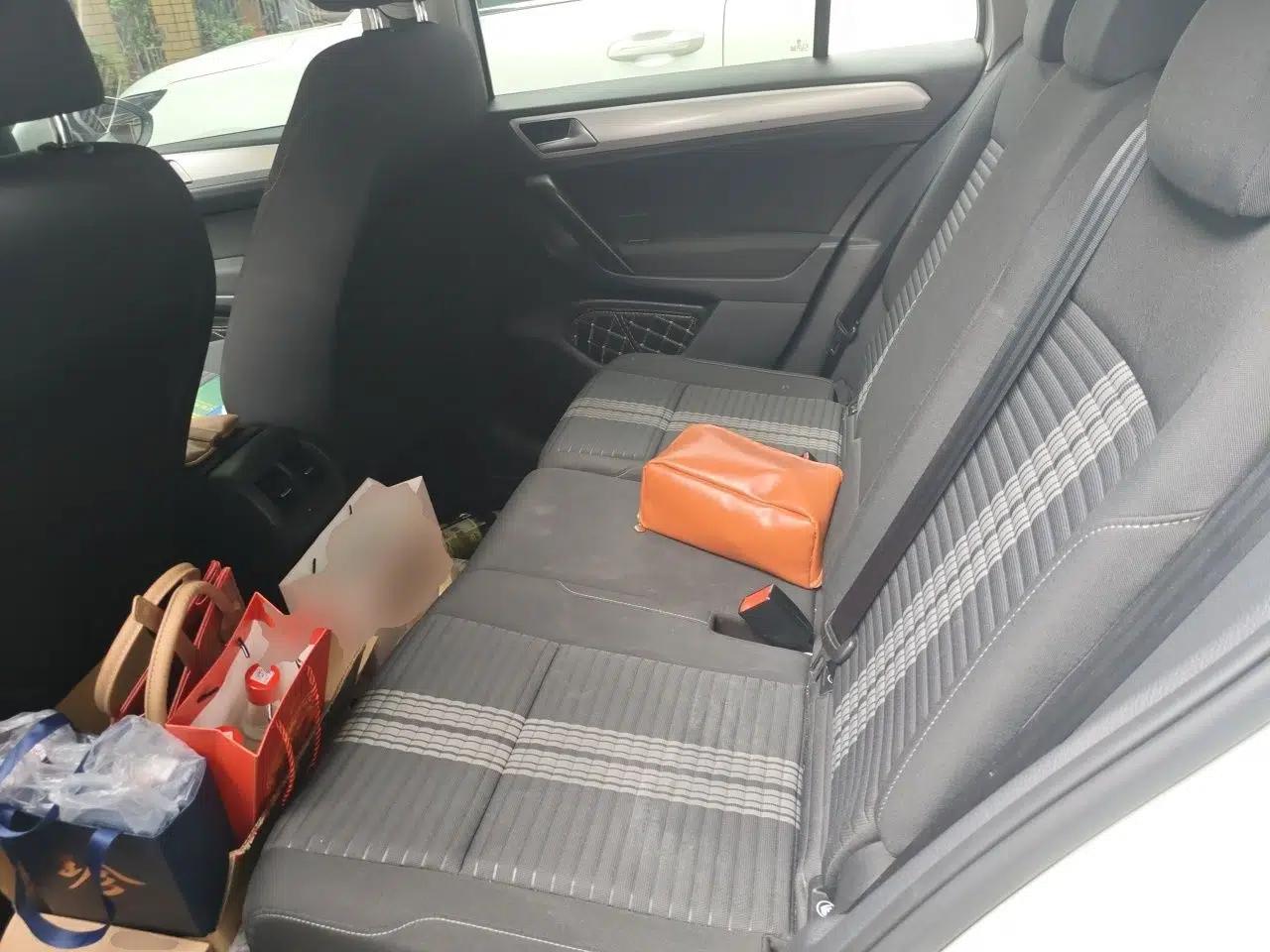 Volkswagen Golf Sportsvan 2019 1.6L Automatic Pure Model China V Standard — миниатюра 18
