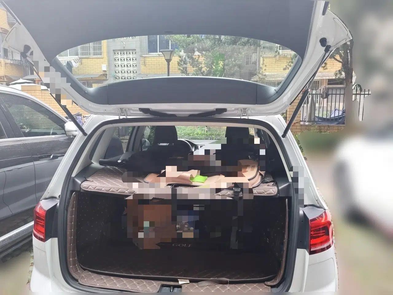 Volkswagen Golf Sportsvan 2019 1.6L Automatic Pure Model China V Standard — миниатюра 20