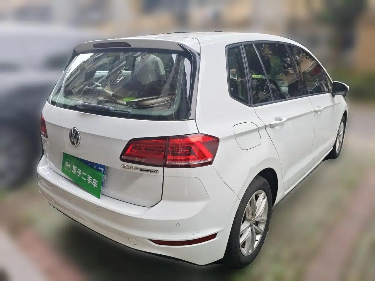Volkswagen Golf Sportsvan 2019 1.6L Automatic Pure Model China V Standard — миниатюра 6