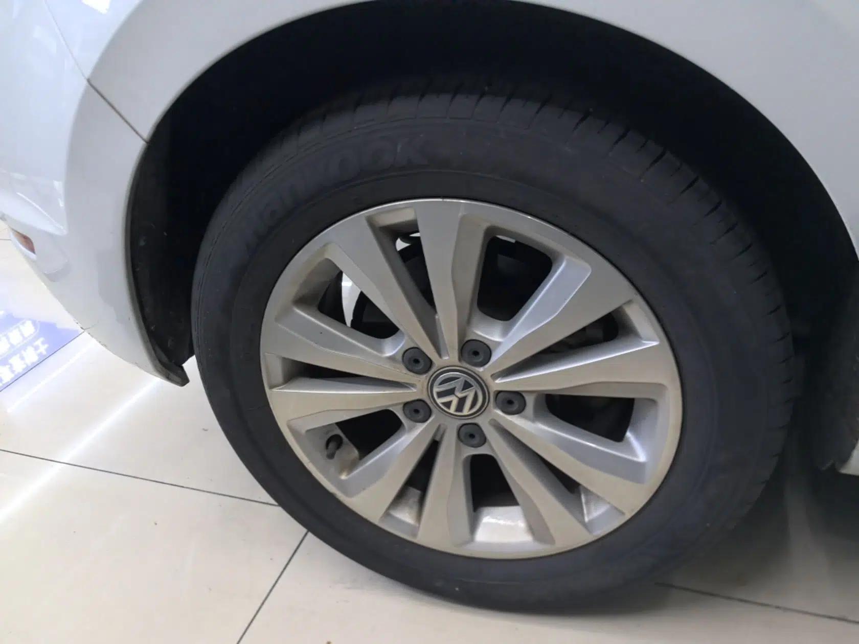 Volkswagen Golf Sportsvan 2016 230TSI Automatic Trend Edition — миниатюра 10