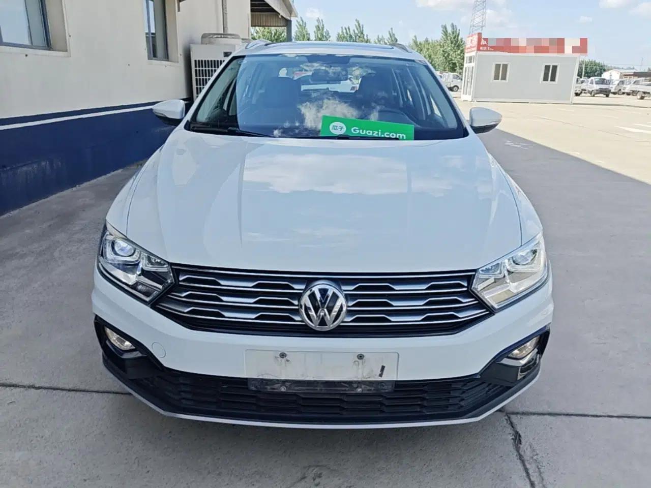 Volkswagen C-TREK 2018 1.5L Automatic Comfort Model — миниатюра 2
