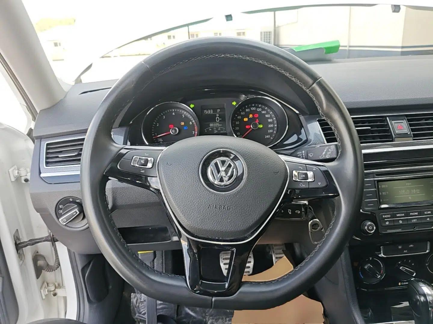 Volkswagen C-TREK 2018 1.5L Automatic Comfort Model — миниатюра 14