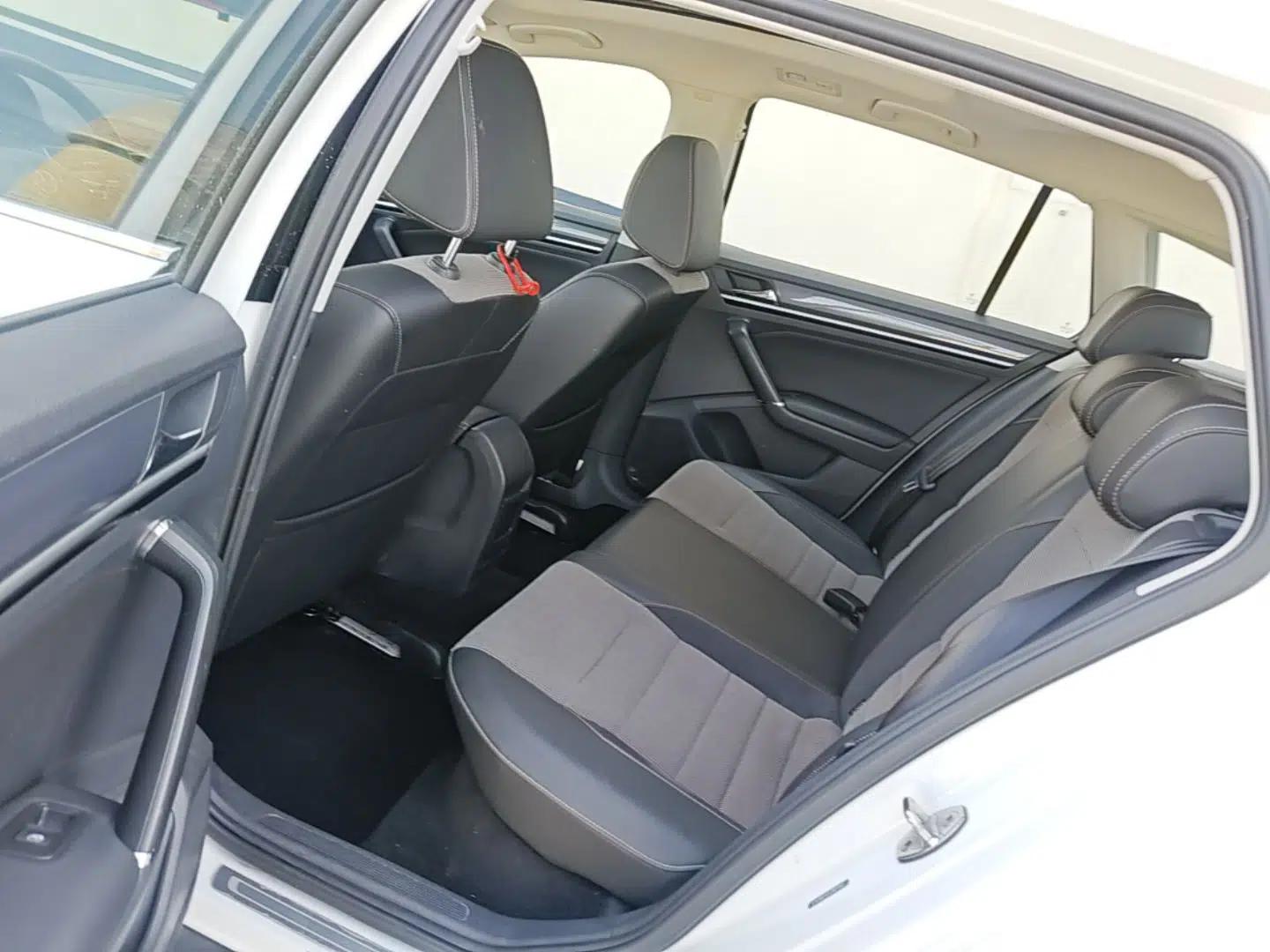 Volkswagen C-TREK 2018 1.5L Automatic Comfort Model — миниатюра 20