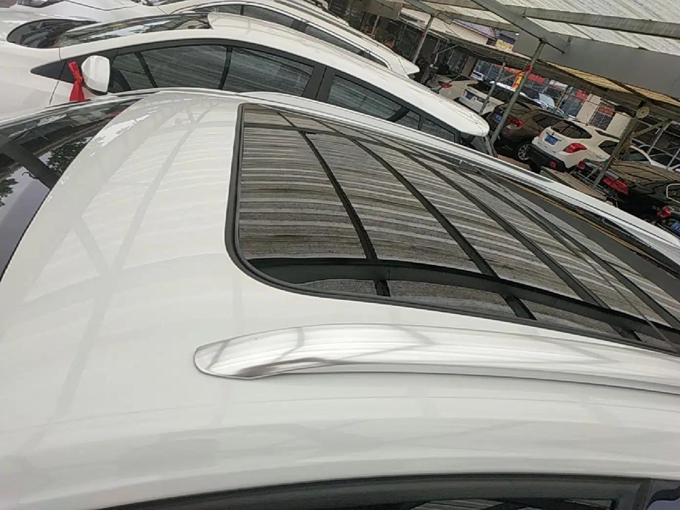 Volkswagen C-TREK 2017 1.6L Automatic Comfort Model — миниатюра 11