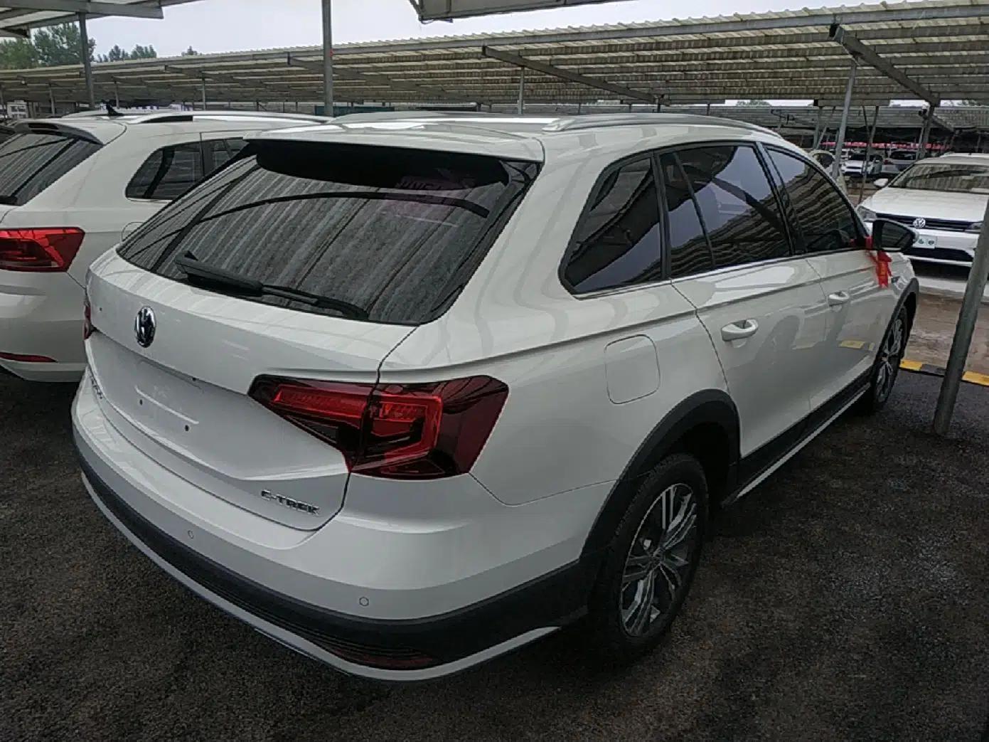 Volkswagen C-TREK 2017 1.6L Automatic Comfort Model — миниатюра 6