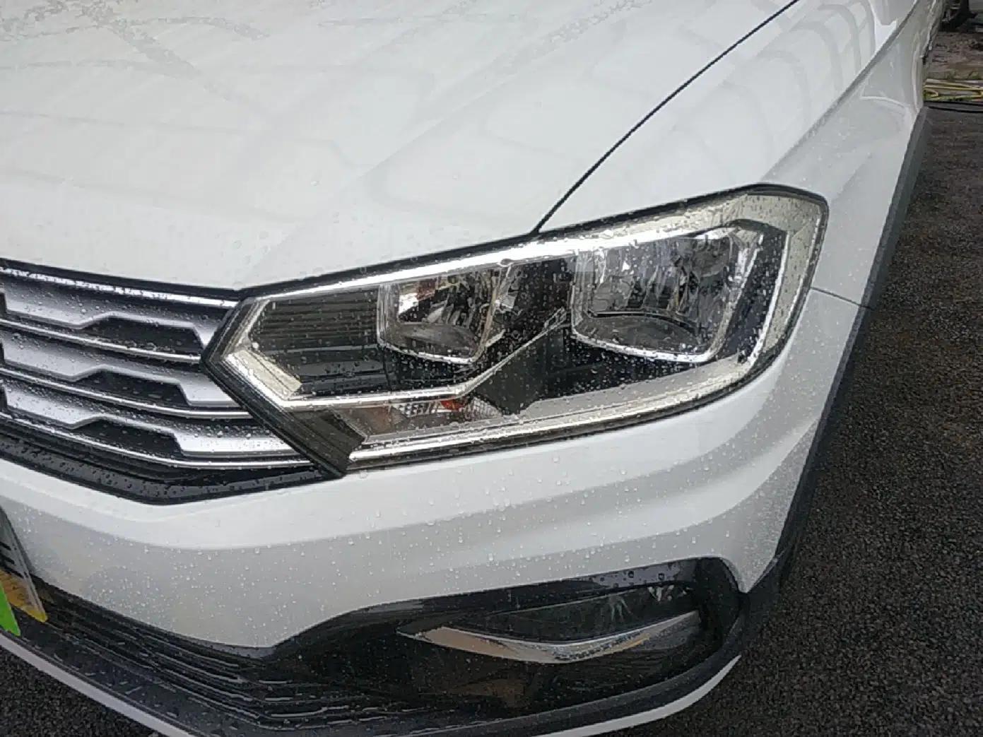 Volkswagen C-TREK 2017 1.6L Automatic Comfort Model — миниатюра 9