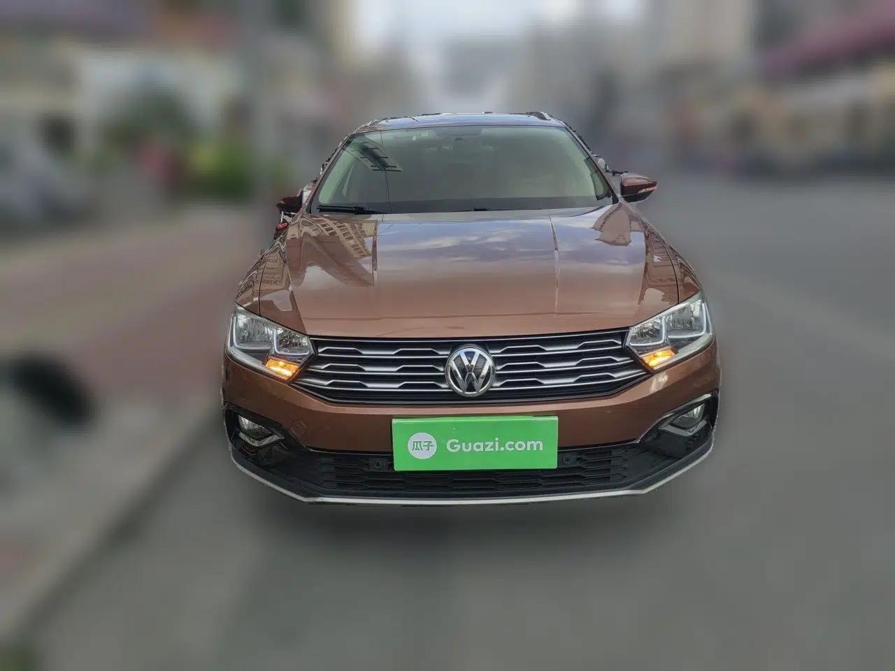 Volkswagen C-TREK 2017 1.6L Automatic Luxury Model — миниатюра 2