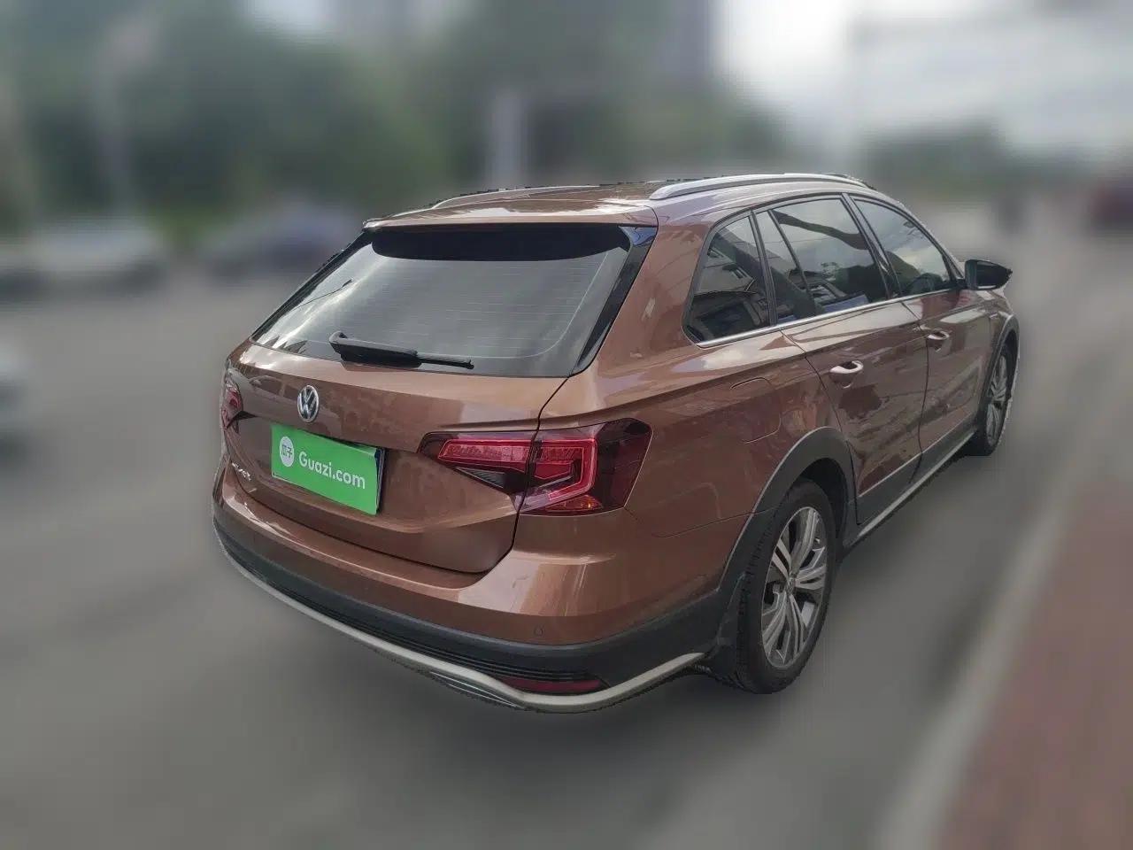 Volkswagen C-TREK 2017 1.6L Automatic Luxury Model — миниатюра 6