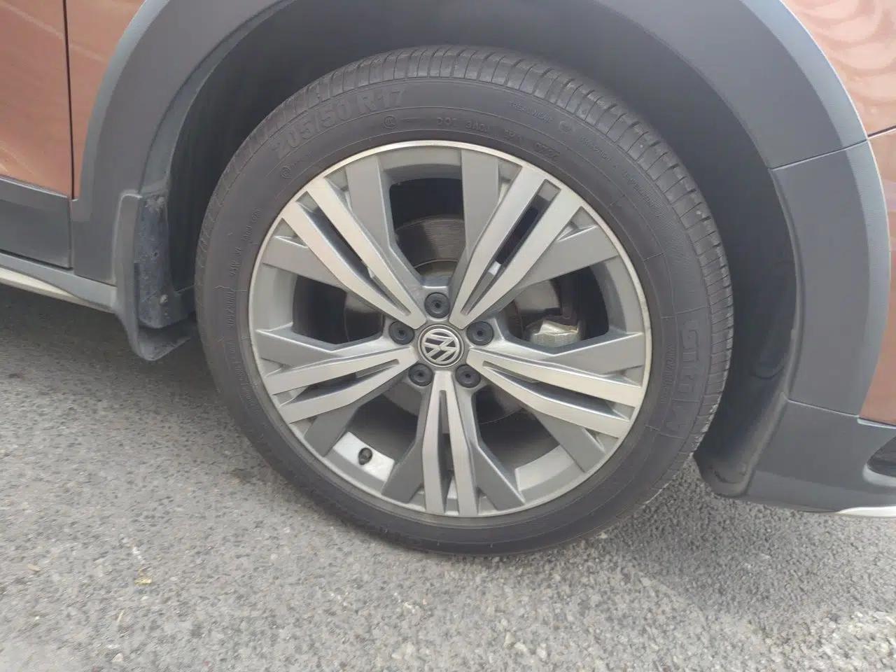 Volkswagen C-TREK 2017 1.6L Automatic Luxury Model — миниатюра 8