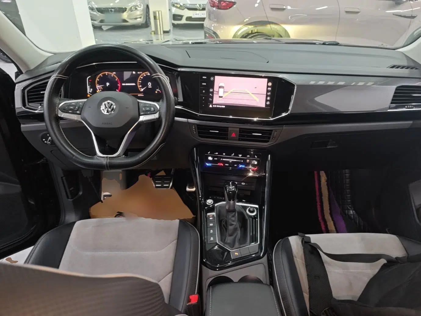 Volkswagen Tayron X 2020 330TSI Two-Wheel Drive Luxury Smart Connectivity Version — миниатюра 13