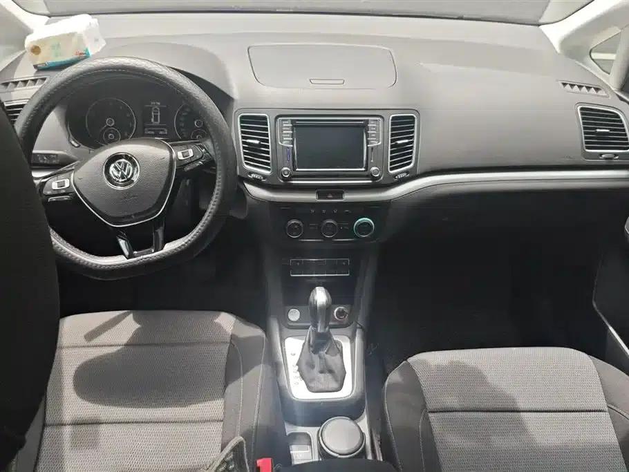2018 Sharan Facelift 380TSI Comfort 7-Seater — миниатюра 12