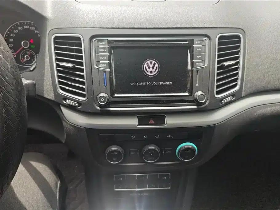 2018 Sharan Facelift 380TSI Comfort 7-Seater — миниатюра 13