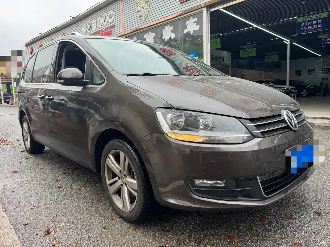 2016 Sharan 380TSI Comfort 7-seater — миниатюра 3