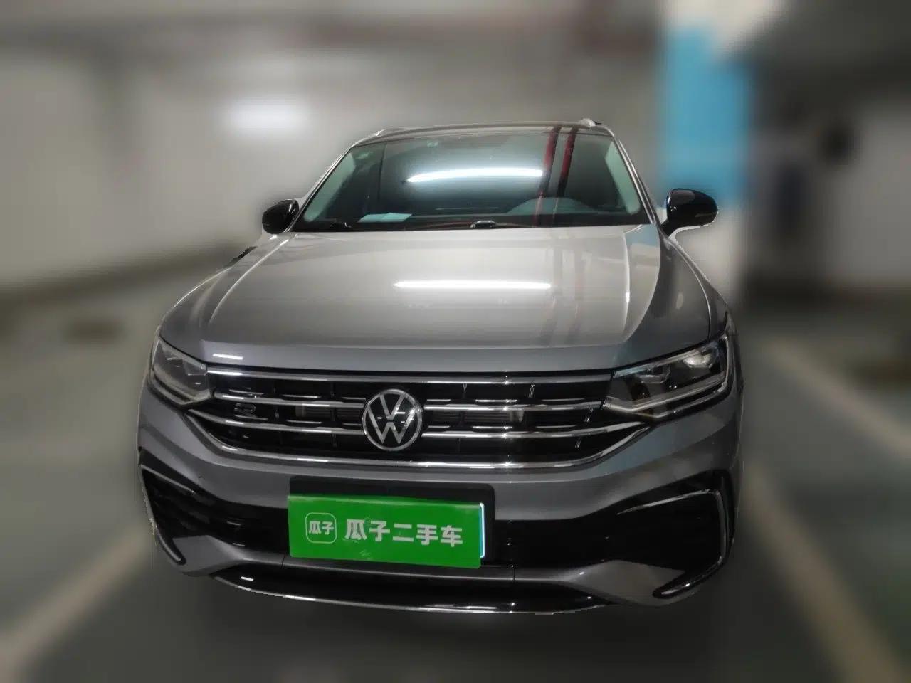 Volkswagen Tiguan X 2022 330TSI Two-Wheel-Drive Flagship Edition — миниатюра 2