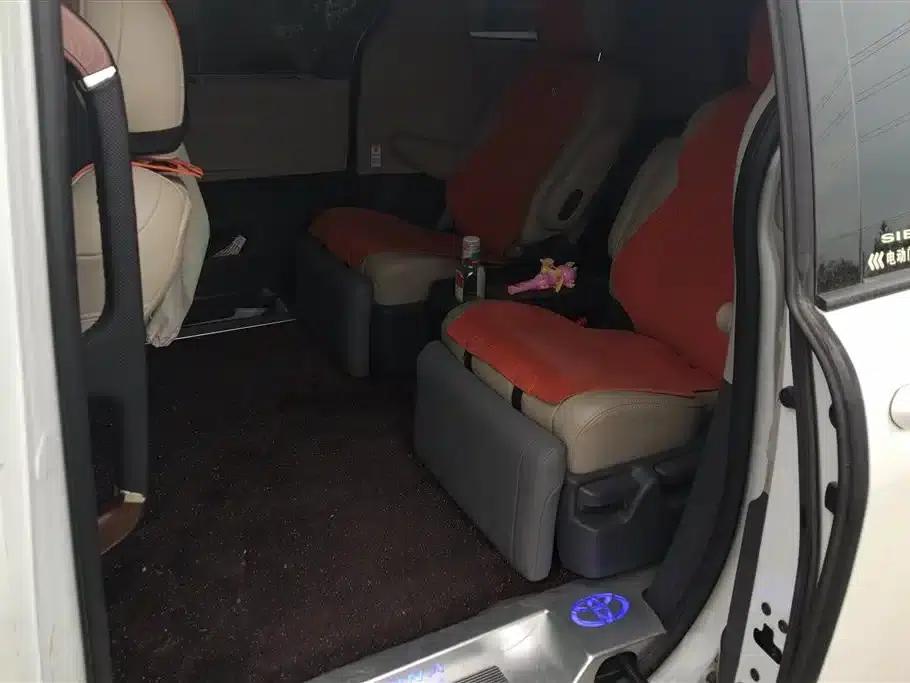 2024 Sienna 2.5L Hybrid Comfort Edition — миниатюра 11