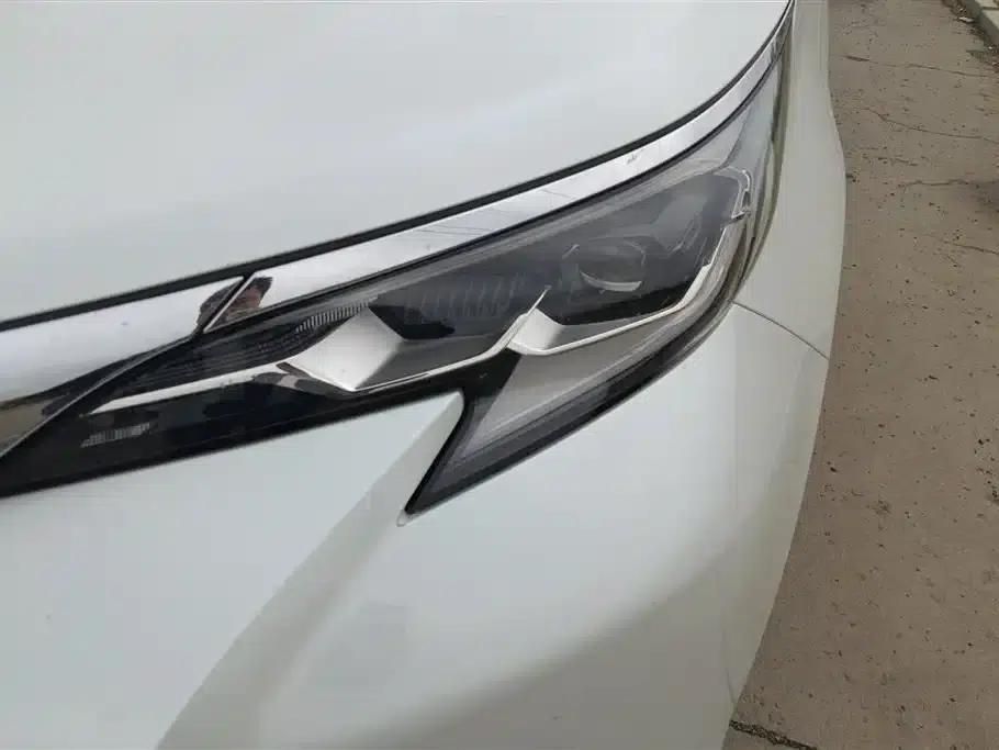 2024 Sienna 2.5L Hybrid Comfort Edition — миниатюра 5