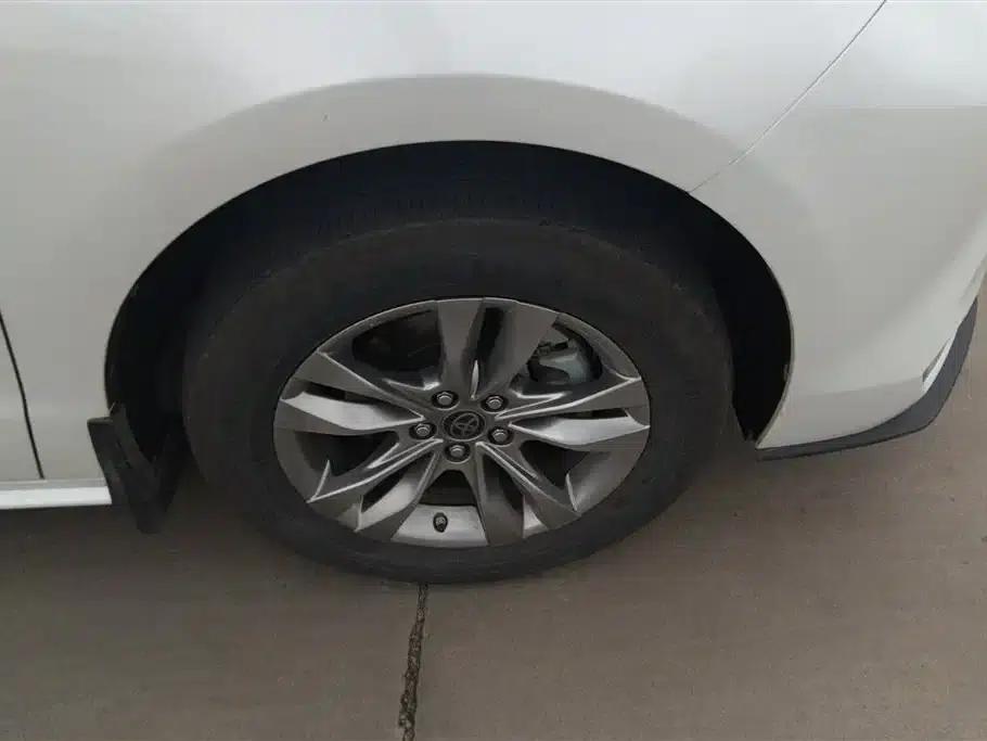 2024 Sienna 2.5L Hybrid Comfort Edition — миниатюра 6