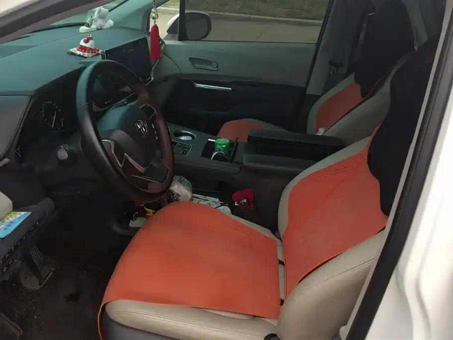 2024 Sienna 2.5L Hybrid Comfort Edition — миниатюра 9