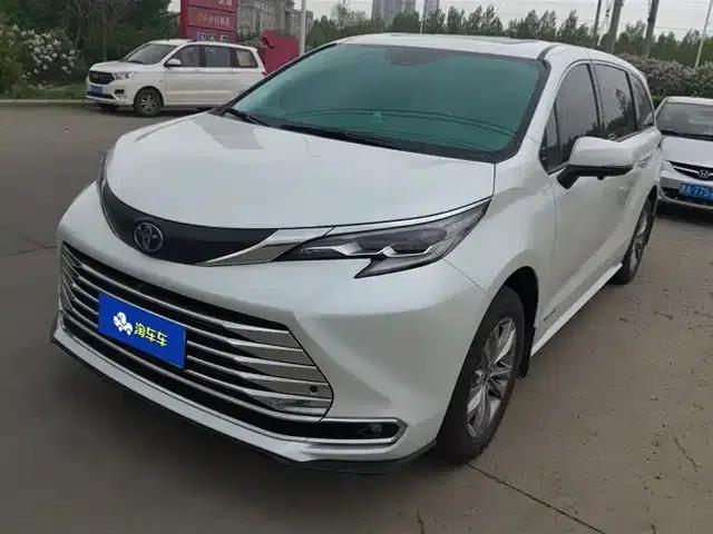 2024 Sienna 2.5L Hybrid Comfort Edition