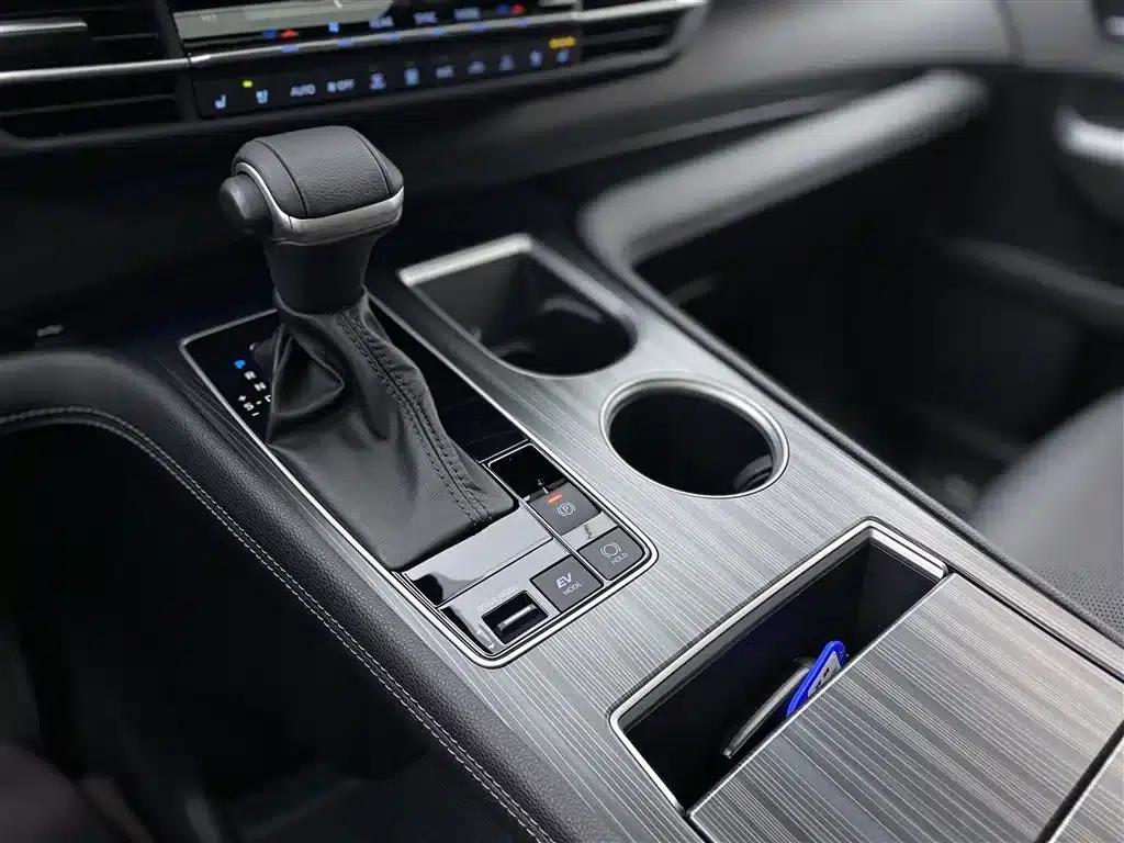 2021 Sienna 2.5L Hybrid Supreme Edition — миниатюра 19