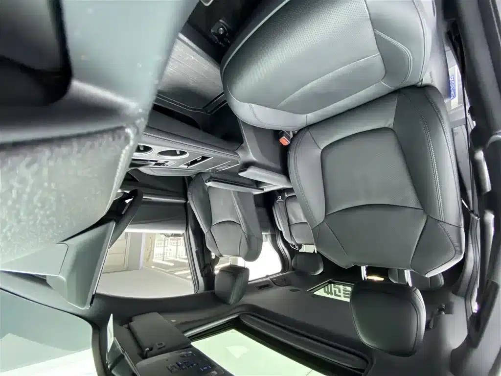 2021 Sienna 2.5L Hybrid Supreme Edition — миниатюра 9