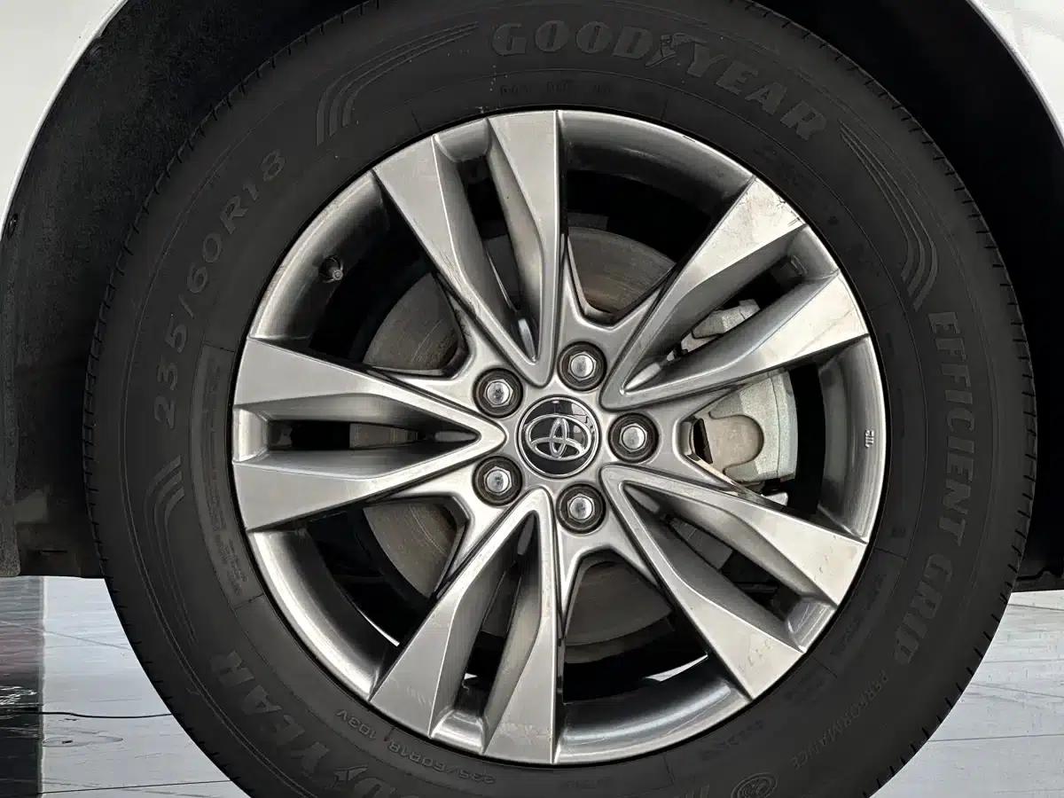2023 Sienna 2.5L Hybrid Comfort Edition — миниатюра 8