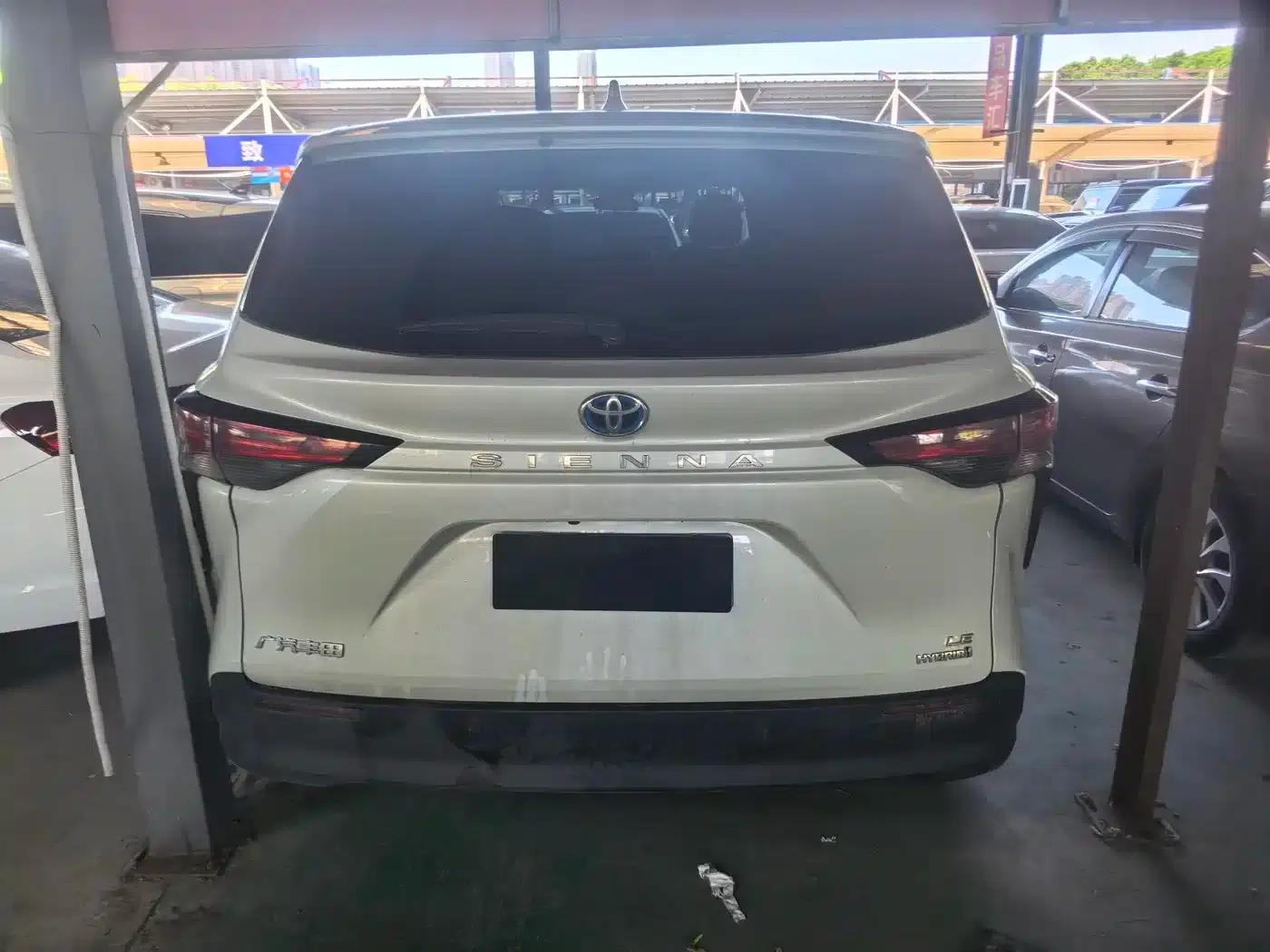 2021 Sienna 2.5L Hybrid Luxury Edition — миниатюра 12
