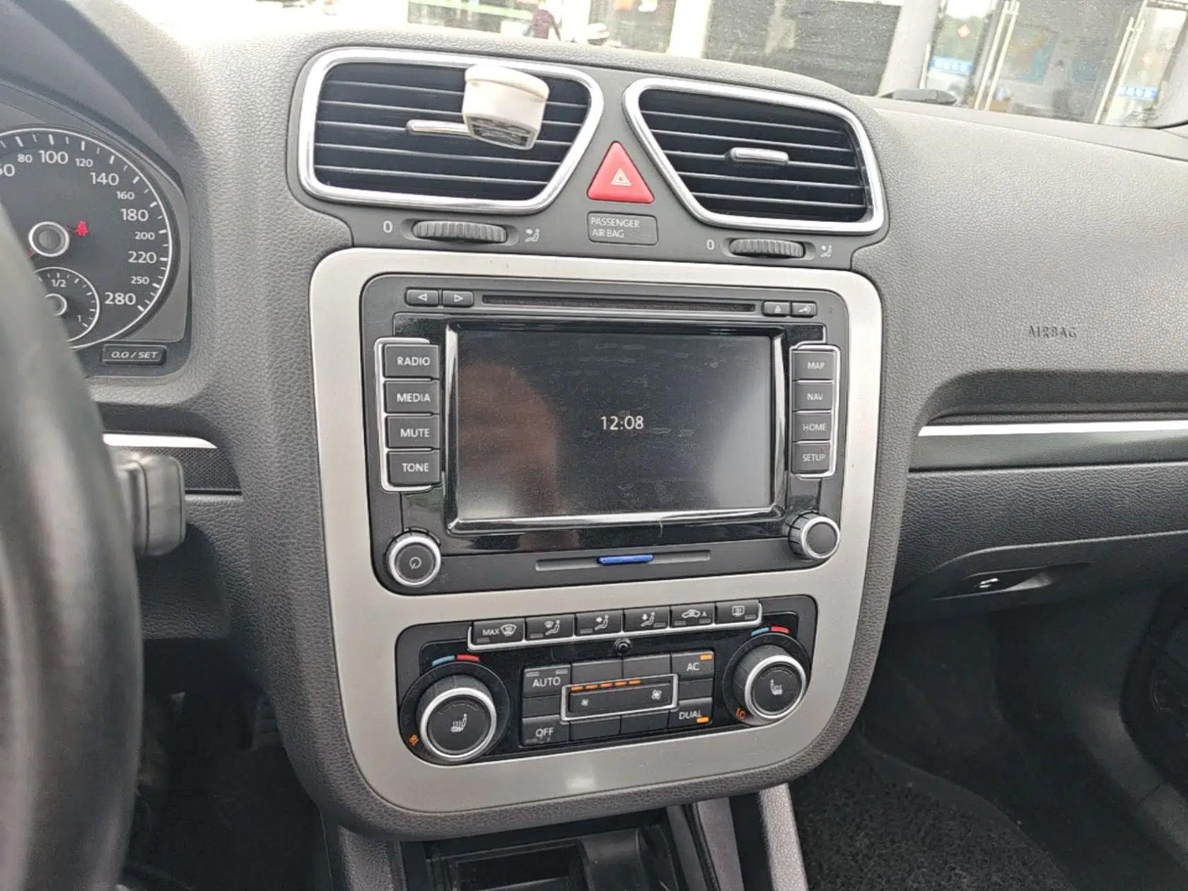 Volkswagen Eos 2011 2.0 TSI — миниатюра 16