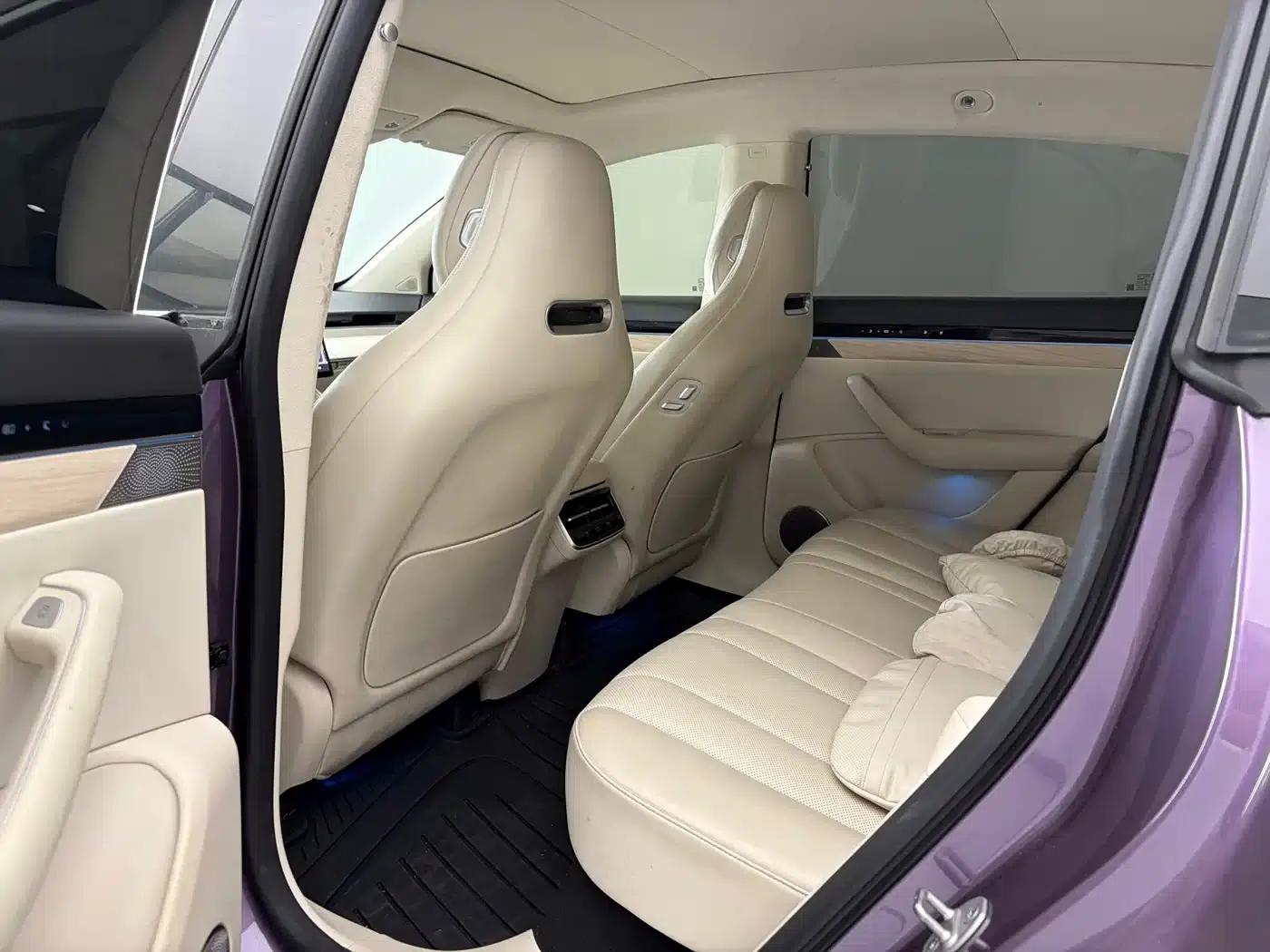 Zhijie R7 2024 Pure Electric 667km Pro — миниатюра 6