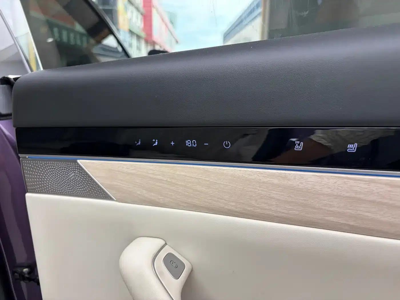 Zhijie R7 2024 Pure Electric 667km Pro — миниатюра 9