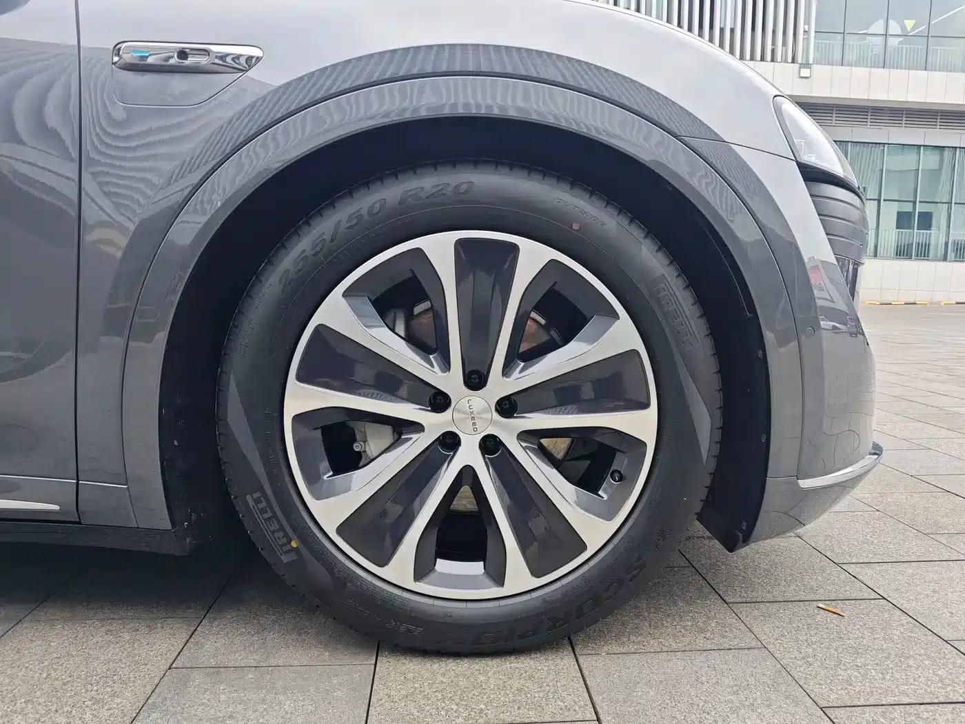 Zhijie R7 2024 Pure Electric 802km Max — миниатюра 3