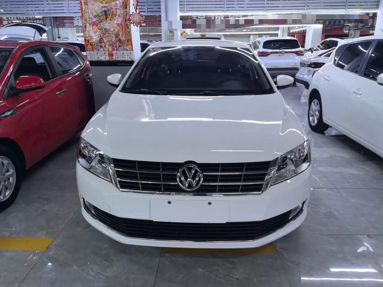 Volkswagen Gran Lavida 2013 1.6L Automatic Comfort Model — миниатюра 2