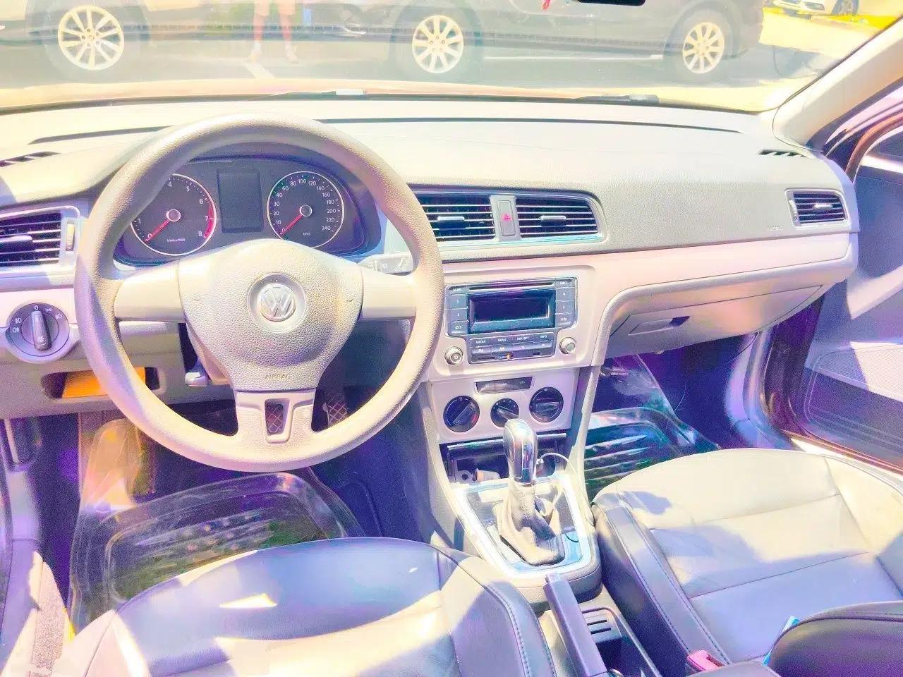 Volkswagen Gran Lavida 2013 1.6L Automatic Comfort Model — миниатюра 10