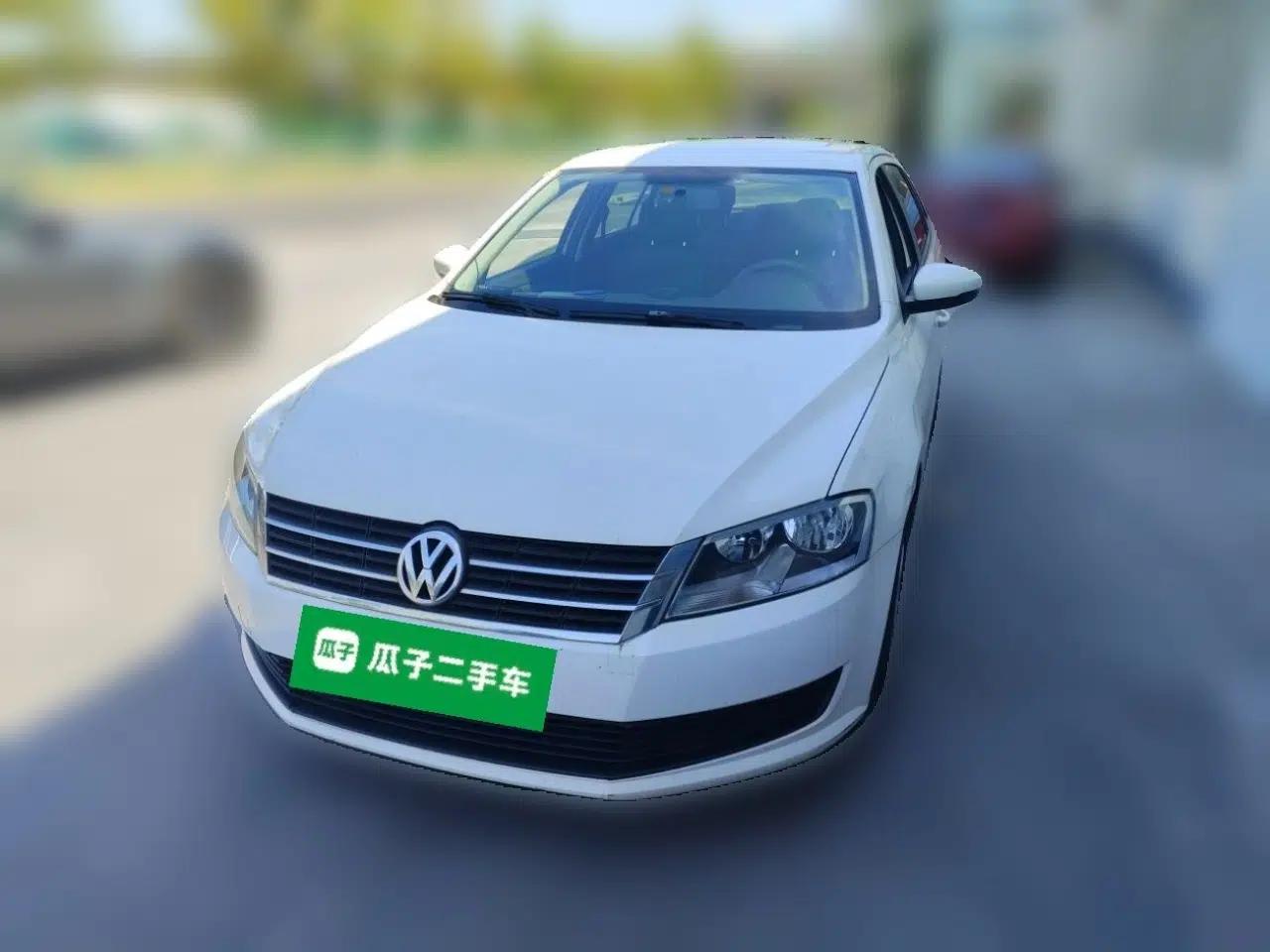 Volkswagen Gran Lavida 2013 1.6L Automatic Fashion Model — миниатюра 1