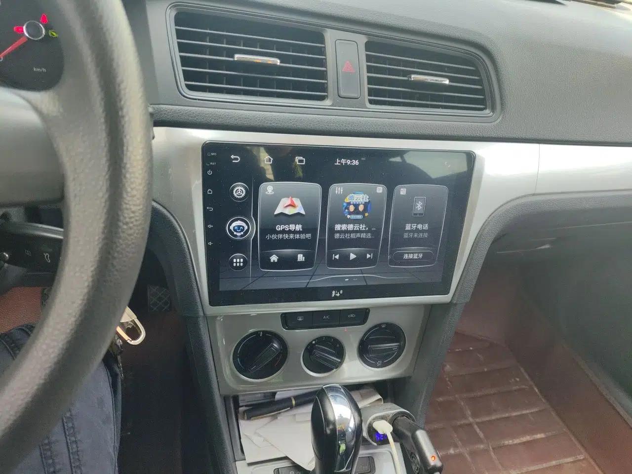 Volkswagen Gran Lavida 2013 1.6L Automatic Fashion Model — миниатюра 14